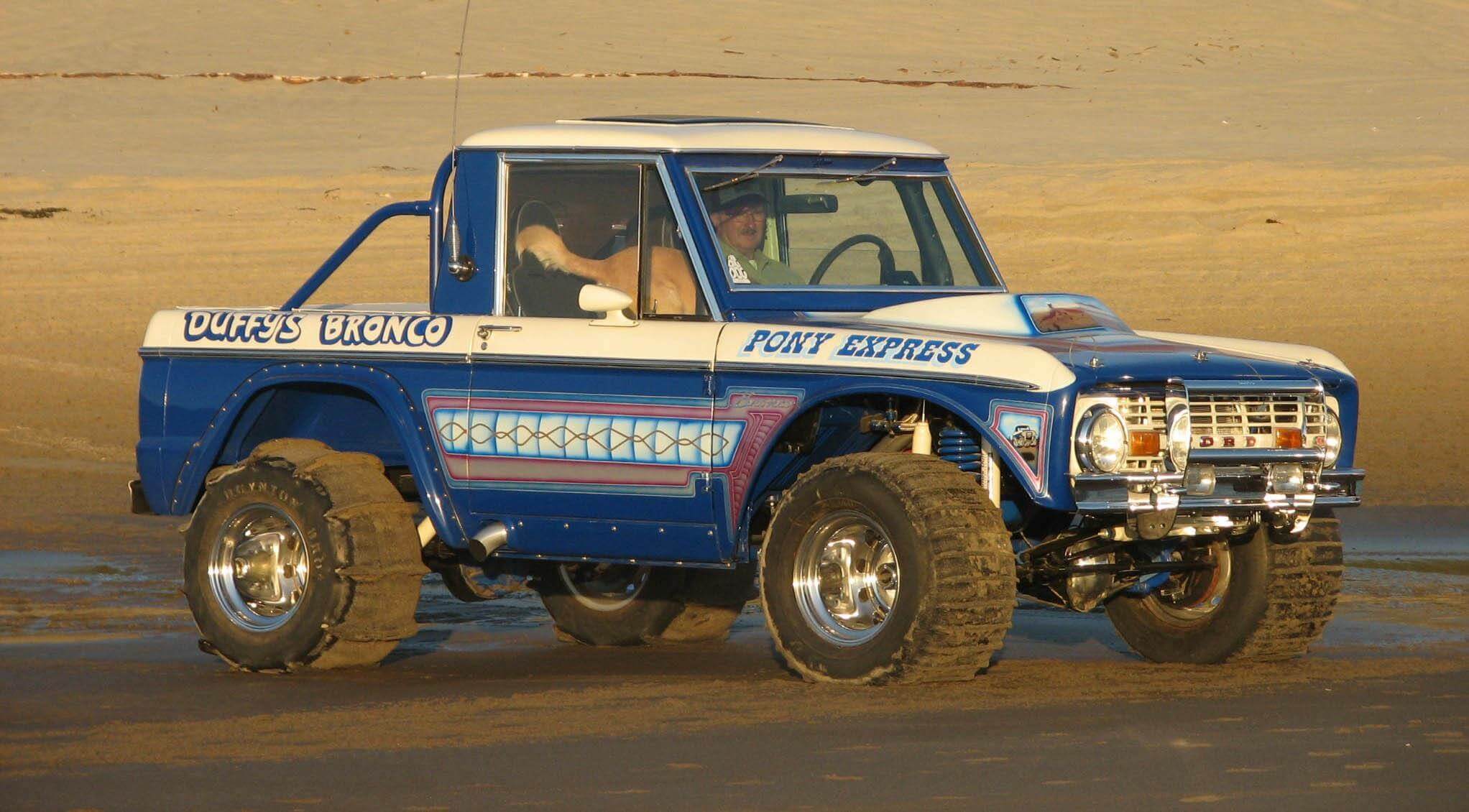 Pony Express with Paddle Tires